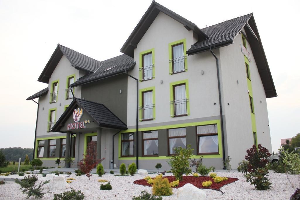Hotel Magnolia Тичи Екстериор снимка