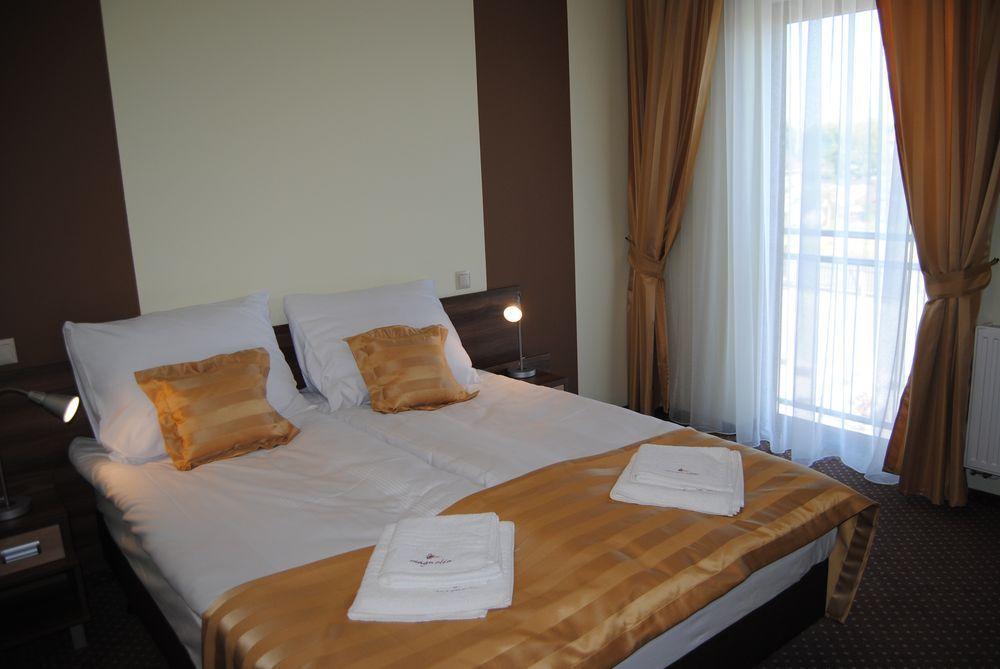 Hotel Magnolia Тичи Стая снимка